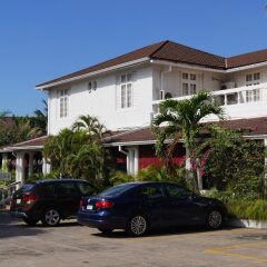 Hotel Four Seasons Кингстон парковка