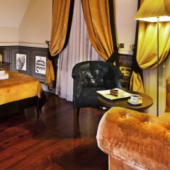 Отель Holland House Residence Old Town удобства в номере