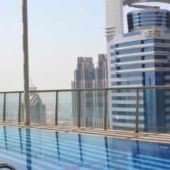 Отель New Arabian Holiday Homes Liberty House Дубай бассейн фото 2