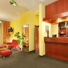 Hotel Henrietta гостиничный бар