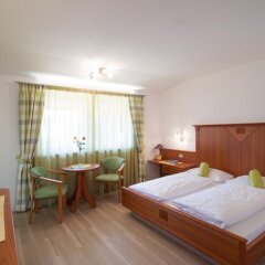 Отель Haus Römerrast Кальдаро-сулла-Страда-дель-Вино комната для гостей фото 5