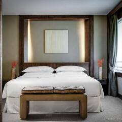 Отель Eurostars Suites Mirasierra Испания, Мадрид - 1 отзыв об отеле, цены и фото номеров - забронировать отель Eurostars Suites Mirasierra онлайн комната для гостей