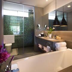 Отель Avista Hideaway Phuket Patong, MGallery by Sofitel ванная