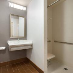 Отель Hilton Garden Inn San Jose/Milpitas ванная фото 2