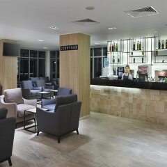 Отель HVD Viva Club Hotel - Все включено Болгария, Золотые пески - 1 отзыв об отеле, цены и фото номеров - забронировать отель HVD Viva Club Hotel - Все включено онлайн гостиничный бар