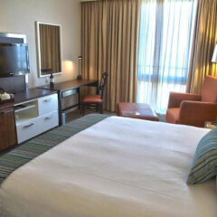 Southern Sun Elangeni & Maharani in Durban, South Africa from 105$, photos, reviews - zenhotels.com room amenities