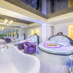 Alex Hotel na Petrogradskoy бассейн