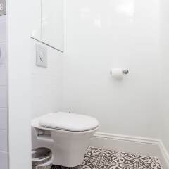 Отель Luxury Victorian 3Bed Home in Central London Лондон ванная