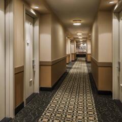 Opera House Hotel интерьер отеля