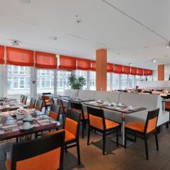 Отель AZIMUT Hotel Munich Германия, Мюнхен - 10 отзывов об отеле, цены и фото номеров - забронировать отель AZIMUT Hotel Munich онлайн питание фото 3