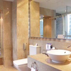 Отель Sheraton Shenzhen Futian Hotel Китай, Шэньчжэнь - отзывы, цены и фото номеров - забронировать отель Sheraton Shenzhen Futian Hotel онлайн ванная фото 2
