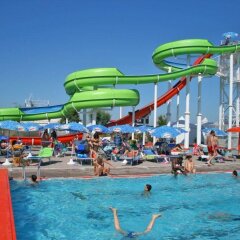 Hotel Sandra Римини бассейн