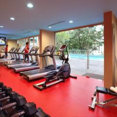 Отель Park Regis Singapore фитнесс-зал