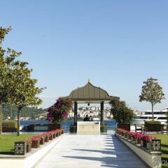 Four Seasons Hotel Istanbul at the Bosphorus фото 4
