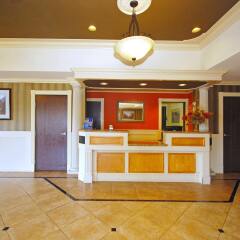 Отель Best Western Plus Rama Inn & Suites интерьер отеля