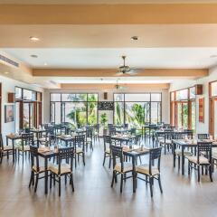Отель Panwa Boutique Beach Resort гостиничный бар