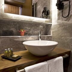 Отель Snog Rooms & Suites Стамбул ванная фото 2