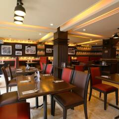 Отель Best Western Hotel La Corona Manila Филиппины, Манила - 2 отзыва об отеле, цены и фото номеров - забронировать отель Best Western Hotel La Corona Manila онлайн гостиничный бар