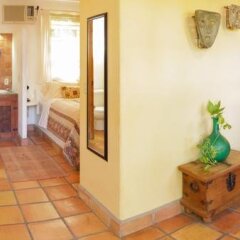 The Bungalows Hotel Педрегал удобства в номере