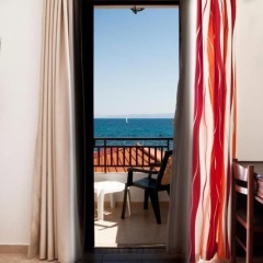 Отель Laza Beach Inn Греция, Агистри - отзывы, цены и фото номеров - забронировать отель Laza Beach Inn онлайн балкон