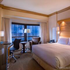 Отель New York Hilton Midtown комната для гостей фото 7