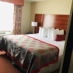 Отель Ramada Staten Island комната для гостей фото 8