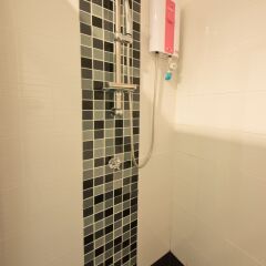 Отель The Box Residence Бангкок бассейн