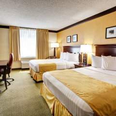 Country Inn & Suites by Radisson, Traverse City, MI in Grand Traverse Bay, United States of America from 197$, photos, reviews - zenhotels.com guestroom photo 4
