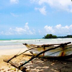 Отель Surasa Beach Resort пляж