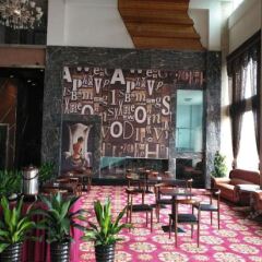 Home Club Hotel Nanhai Branch развлечения