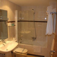 Отель Cubil Андорра, Энкамп - отзывы, цены и фото номеров - забронировать отель Cubil онлайн ванная