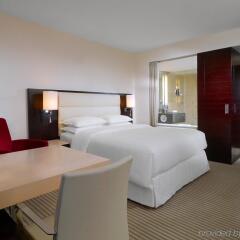 Отель Sheraton Arabellapark Мюнхен комната для гостей фото 3