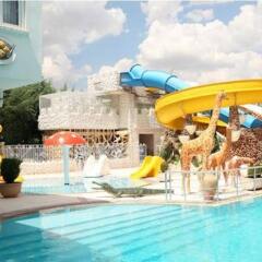 Ugurlu Thermal Resort Spa & Kaplica Kur Merkezi Турция, Газиантеп - отзывы, цены и фото номеров - забронировать отель Ugurlu Thermal Resort Spa & Kaplica Kur Merkezi онлайн бассейн фото 2