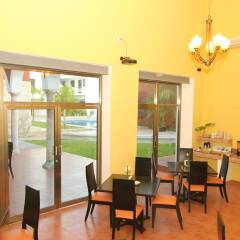 Hotel Embajadores питание
