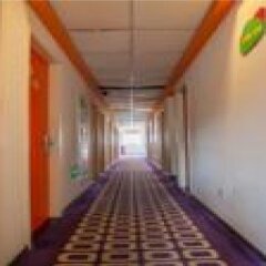 Отель Pod Inn Xi'an Xiaozhai Giant Wild Goose Pagoda Branch Китай, Сиань - отзывы, цены и фото номеров - забронировать отель Pod Inn Xi'an Xiaozhai Giant Wild Goose Pagoda Branch онлайн интерьер отеля фото 2