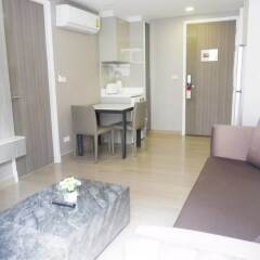 Отель Dazzle Residence Бангкок комната для гостей фото 5