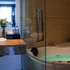 Silverland Jolie Hotel & Spa ванная фото 2