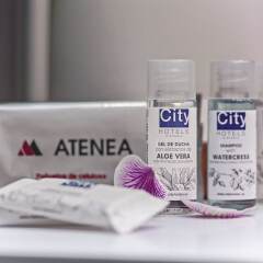 Отель Апарт-отель Atenea Barcelona Испания, Барселона - 3 отзыва об отеле, цены и фото номеров - забронировать отель Апарт-отель Atenea Barcelona онлайн ванная фото 2