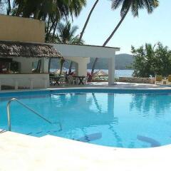 Отель Sotavento Beach Resort бассейн