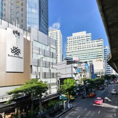Отель Sukhumvit Suites Бангкок фото 2