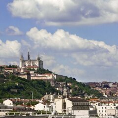 Отель ibis Lyon Part Dieu Les Halles Франция, Лион - отзывы, цены и фото номеров - забронировать отель ibis Lyon Part Dieu Les Halles онлайн городской автобус
