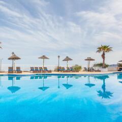 Marina Palace Prestige by Intercorp Hotel Group бассейн