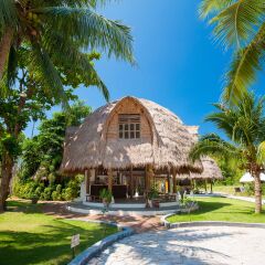 Отель Sunshine Beach Resort развлечения