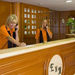 Отель Aparthotel Esquinzo Y Monte Del Mar спа фото 2