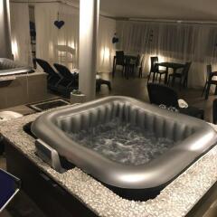 Отель Astoria Hotel& Ninfea SPA Италия, Фьюджи - отзывы, цены и фото номеров - забронировать отель Astoria Hotel& Ninfea SPA онлайн бассейн фото 3