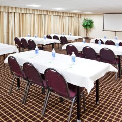 Отель Holiday Inn Niagara Falls Scenic Downtown США, Ниагара-Фолс - отзывы, цены и фото номеров - забронировать отель Holiday Inn Niagara Falls Scenic Downtown онлайн помещение для мероприятий фото 2