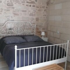 Отель B&B Santa Maria Del Buon Consiglio Бари комната для гостей фото 5