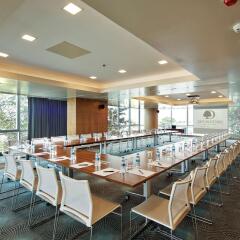Отель DoubleTree By Hilton Istanbul - Moda фото 2
