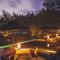 Отель SALA Phuket Mai Khao Beach Resort питание фото 2