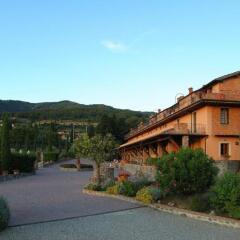 Hotel Fattoria degli Usignoli Реггелло парковка